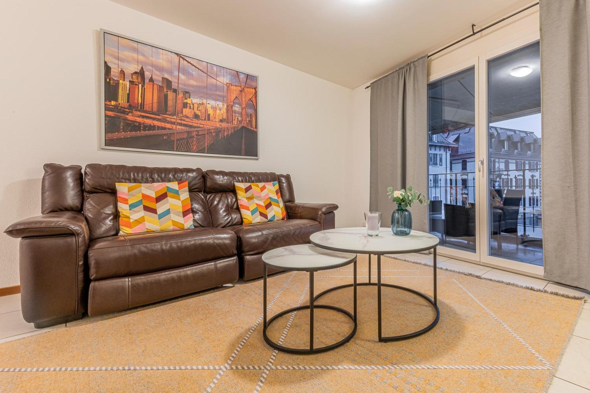 Los Lorentes Residences Bulle Luaran gambar